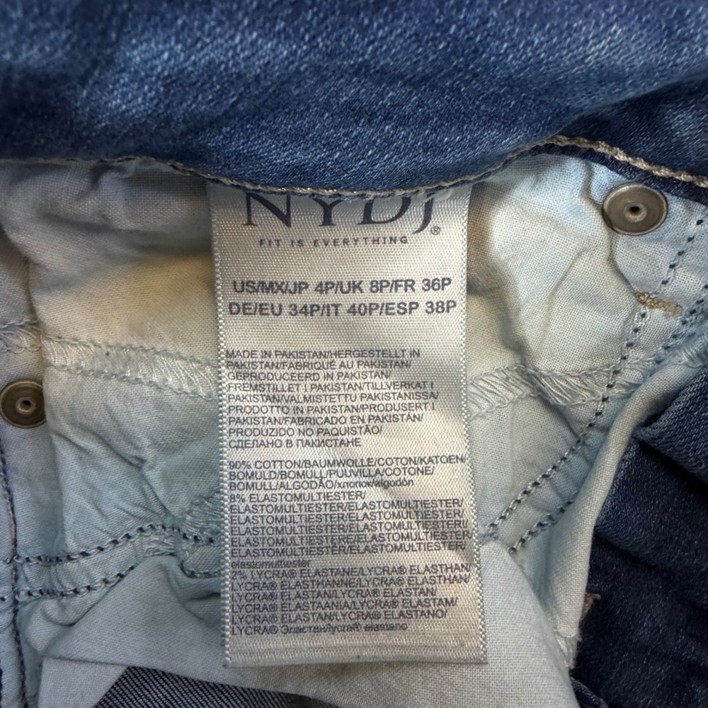 NYDJ Marilyn Straight Leg Jeans Women's Size 4P Light Wash Blue Denim Lift Tuck - Picture 5 of 7